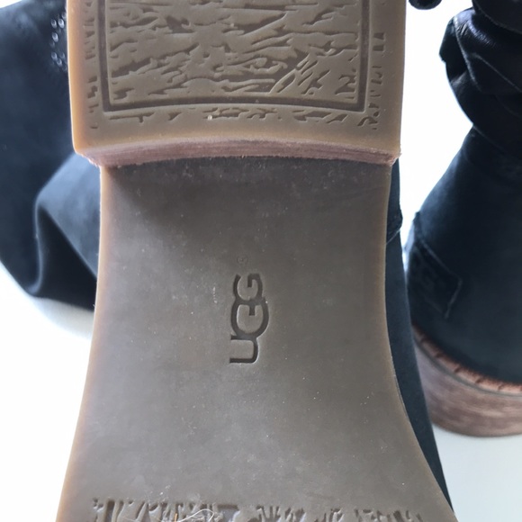 UGG Boots - Picture 10 of 16